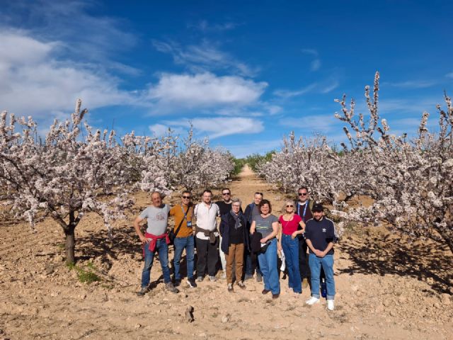 Turismo promociona las floraciones de la Región como destino de naturaleza para los visitantes alemanes