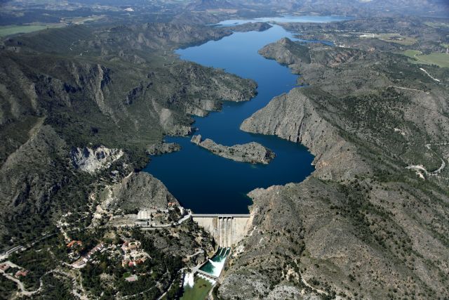 El volumen almacenado en los embalses de la cuenca del Segura garantiza el suministro normal en el presente a&ntilde;o hidrológico 2025-2026