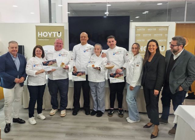 Gustavo Alejandro y Mari Cruz Marco, del restaurante Torremolinos, ganadores del III Campeonato Regional de Tapas HoyTÚ