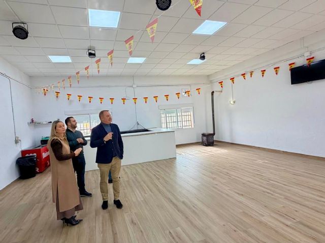 La Comunidad y el Ayuntamiento de Cehegín renuevan el centro social de Valentín