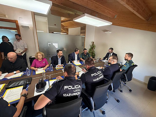 Ginés Campillo dirige la Junta Local de Seguridad con la visita del delegado de gobierno, Francisco Lucas Ayala