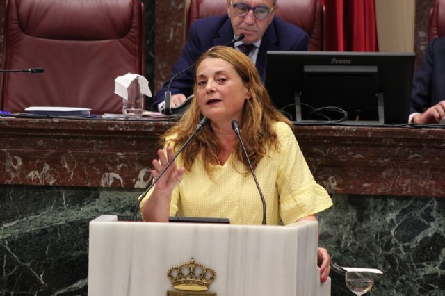 Virginia Lopo: 'La asfixia económica de los ayuntamientos de la Región la provoca López Miras, quedándose con los fondos que les corresponden'