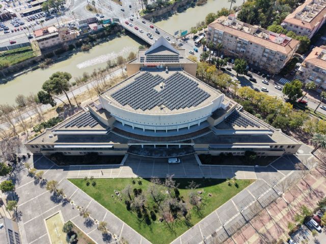 El Auditorio regional Víctor Villegas ya es capaz de producir casi la mitad de la energía eléctrica que consume