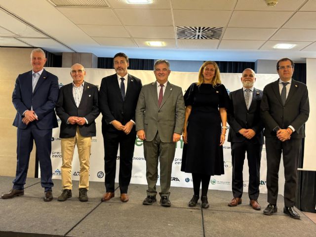 El Gobierno regional destaca el papel estratégico del sector ambiental en el futuro industrial y en la transformación del tejido productivo