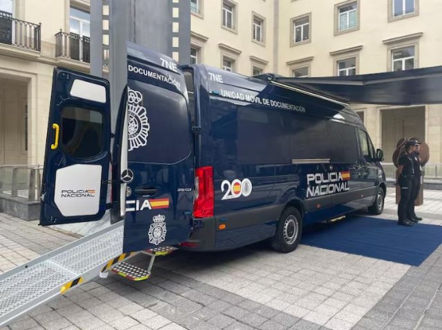 Ahora podrás hacer y renovar tu Pasaporte en Mazarrón, gracias al vehículo VIDOC de Policía Nacional