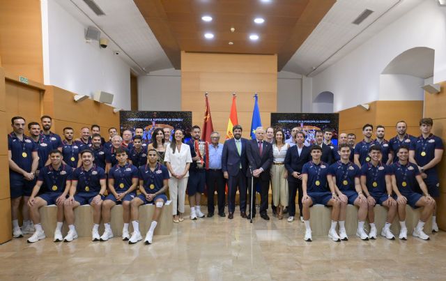 López Miras felicita a ElPozo tras conquistar la Supercopa de Espa&ntilde;a y destaca su 'excelencia' en el fútbol sala