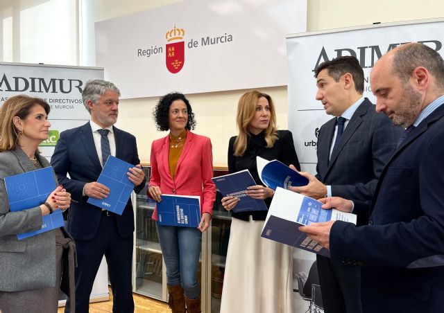 Empresa destaca el crecimiento del 16,6 por ciento del empleo en puestos de dirección en la Región y su papel en el progreso de la economía