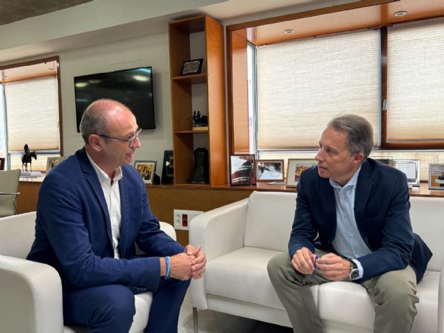 El Gobierno regional pedirá al Ministerio que Lorca acoja el Centro de Referencia Nacional de Confección en Textil y Piel
