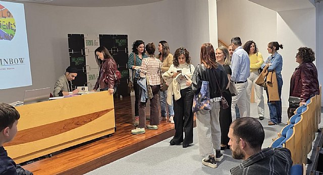 José David Plaza Serrano convierte la Biblioteca Regional en un espejo emocional con la presentación de “La Boca del Buen Decir”