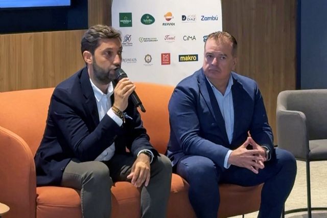 El sector turístico regional se forma en Inteligencia Artificial para mejorar su competitividad y anticiparse a los nuevos hábitos de consumo