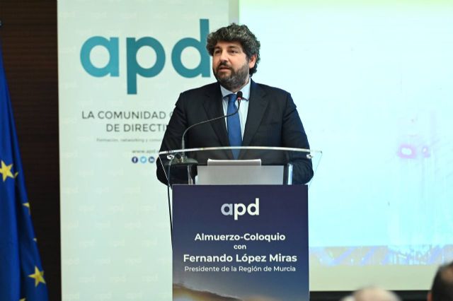 López Miras reivindica una Espa&ntilde;a 'que cuide el talento y respete el esfuerzo de sus empresas'
