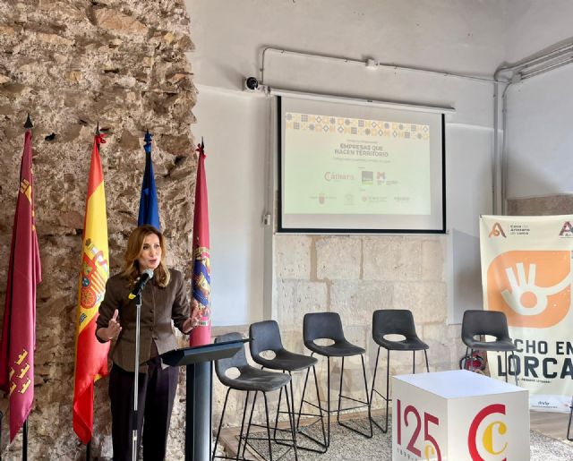 La consejera de Empresa destaca el avance del empleo y las oportunidades generadas en Lorca en 2025