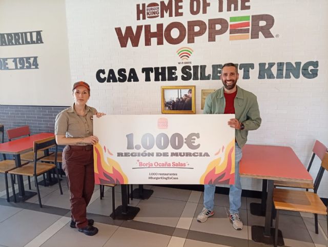 Burger king® rebautiza un restaurante de Mazarrón en homenaje a la historia de un fan