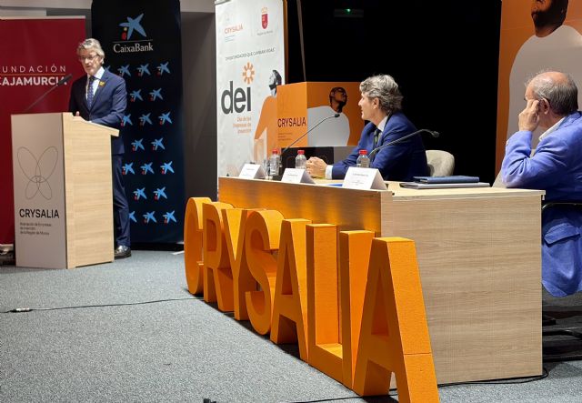 El consejero de Empresa destaca el papel de las empresas de inserción 'para llevar a cabo la más importante de las políticas sociales como es ayudar a encontrar un empleo a las personas que tienen más dificultades'