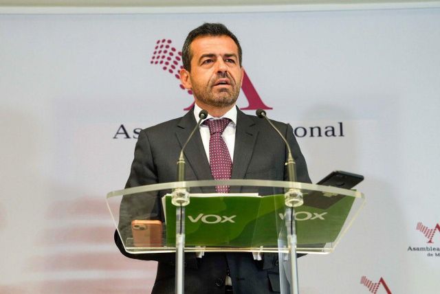 VOX celebra los resultados en Andalucía y apunta a liderar la Región de Murcia en 2027