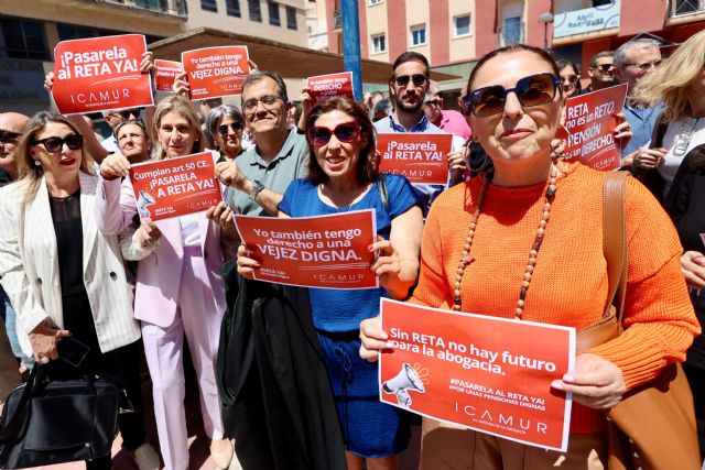 Multitudinaria concentración exigiendo pensiones dignas y solución urgente para mutualistas
