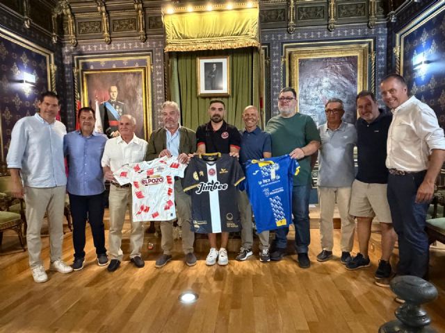 Mazarrón presenta las finales de la Copa Presidente de fútbol sala masculina y femenina