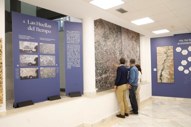 El Palacio de las Balsas acoge la exposición 'Imágenes al Vuelo', un recorrido por la historia de la fotografía aérea en la Región de Murcia y Espa&ntilde;a