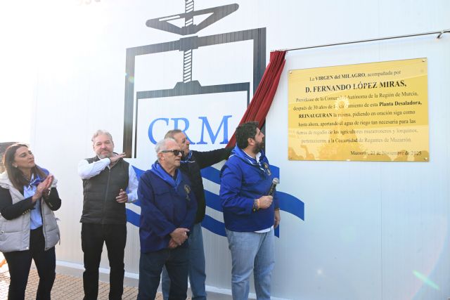 López Miras celebra los 30 años del “milagro” de los regantes de Mazarrón para convertir la zona en potencia del tomate