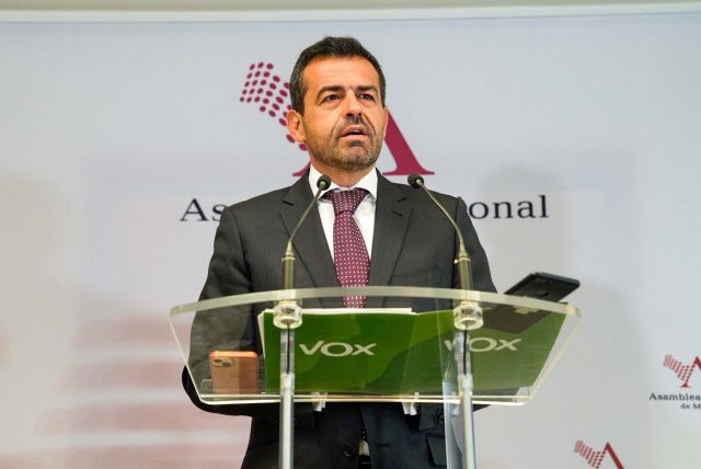 VOX lleva a la Asamblea una iniciativa para implantar la “prioridad nacional” en vivienda, sanidad y ayudas sociales