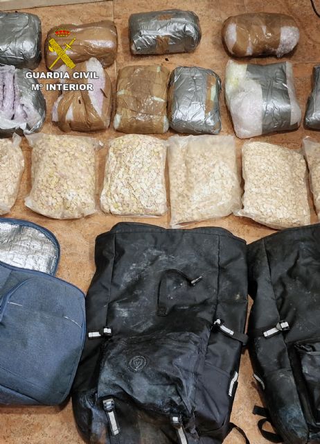 La Guardia Civil intercepta uno de los mayores alijos de éxtasis, incautado en ruta marítima en la Región de Murcia, con más de 100.000 pastillas
