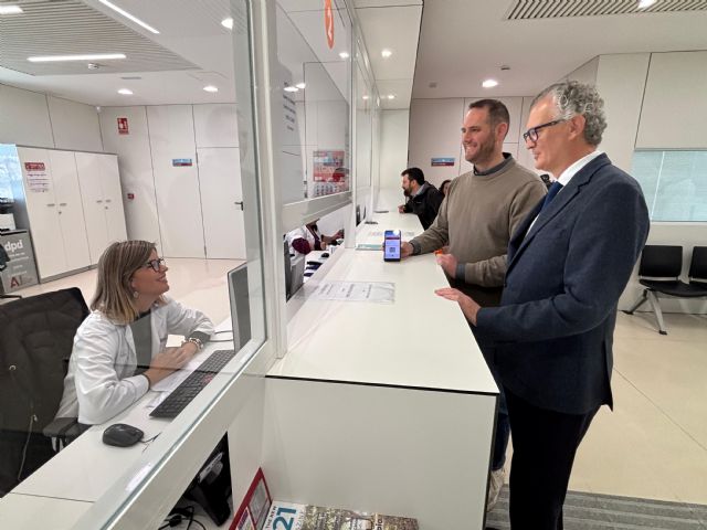 Los pacientes del Servicio Murciano de Salud ya pueden utilizar la tarjeta sanitaria virtual