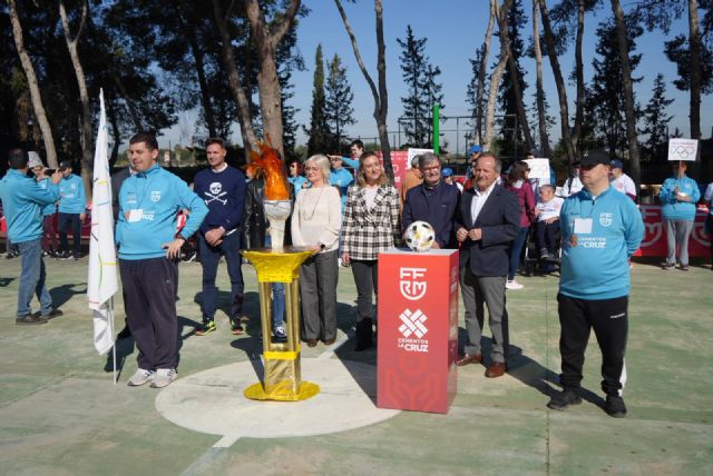 Un centenar de personas participa en las Olimpiadas Intercentros de discapacidad del IMAS