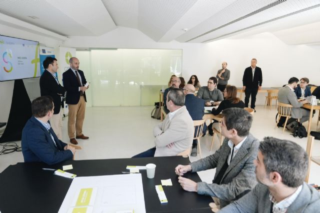 El Gobierno regional impulsa nuevas alianzas para competir en los proyectos europeos de defensa más estratégicos