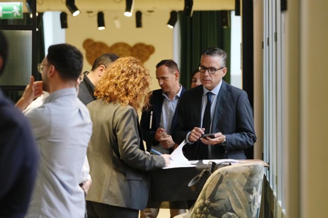 La Comunidad pone en marcha un nuevo programa para que la Inteligencia Artificial se traduzca en proyectos innovadores en la Región