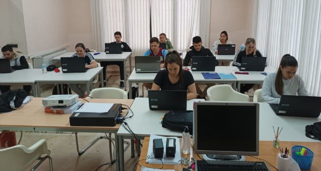Cerca de 1.800 personas se forman actualmente con el SEF en los 185 cursos que están activos en 21 municipios
