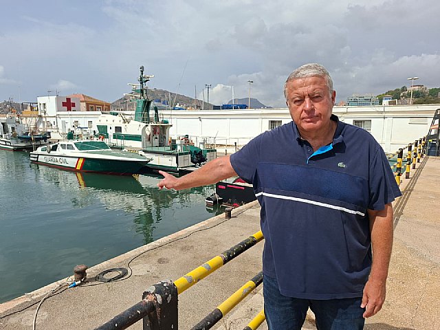 Bernabé: 'Patrulleras y drones protegen las vacaciones de Sánchez en La Mareta mientras las costas de la Región se quedan desamparadas'