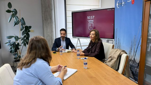 El Gobierno regional estudia facilitar la operatividad de Cruz Roja en los puertos de Cabo de Palos y Mazarrón