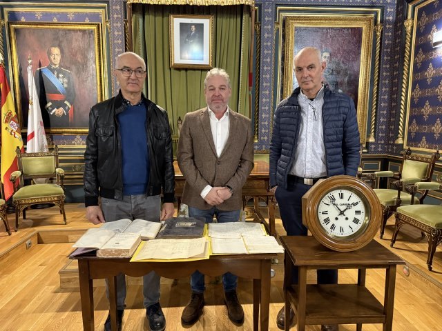 El Archivo Municipal de Mazarrón recibe una valiosa donación documental sobre la minería local