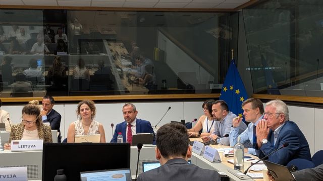 El Gobierno regional reivindica en Bruselas la aceleración de las obras del Corredor Mediterráneo en la Región de Murcia