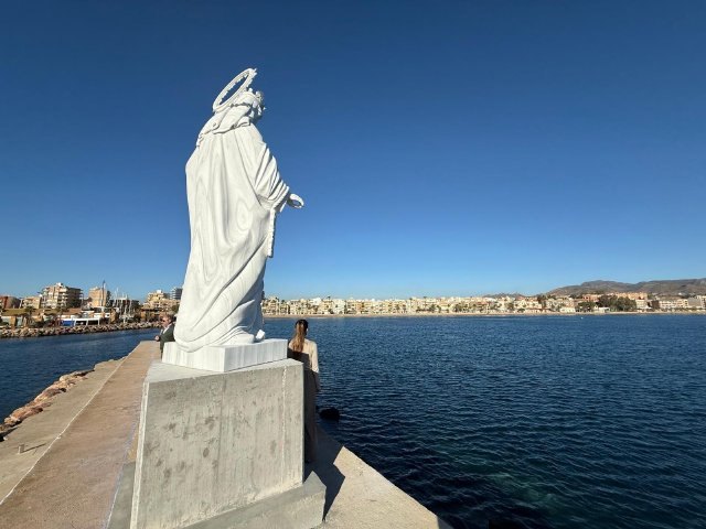 Inauguración el 3 de enero de la imagen monumental de la Virgen del Carmen y un mural homenaje a la tradición pesquera